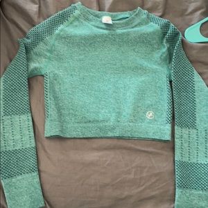 Abs2B crop work out long sleeve top